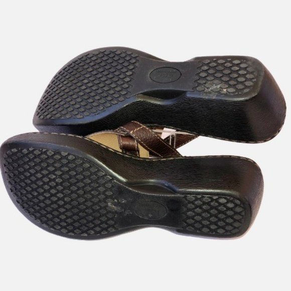 BOC Born Concept THONG Brown Leather Wedge Sandal - Picture 10 of 12